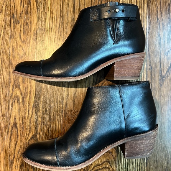 Madewell Black The Cutoff Leather Ankle Booties Size 6.5 - Picture 3 of 11